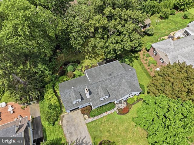 983 BROCKIE LN, York, PA 17403