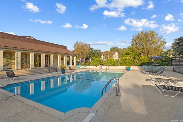 8702 Village Dr Apt 123, San Antonio, TX 78217