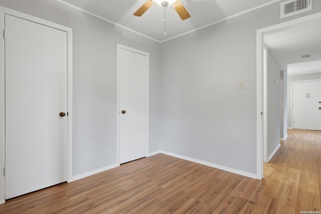 8702 Village Dr Apt 123, San Antonio, TX 78217