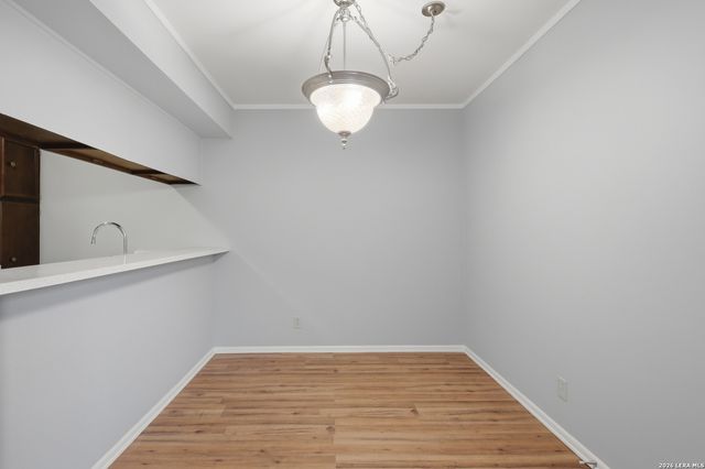 8702 Village Dr Apt 123, San Antonio, TX 78217