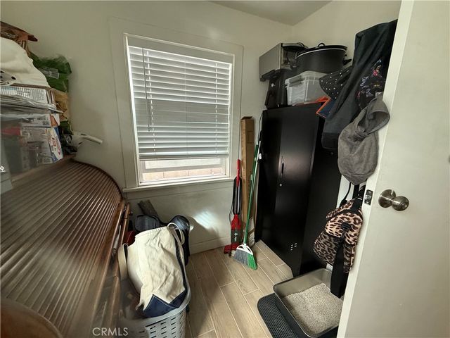 1555 McDonald Avenue, Wilmington, CA 90744