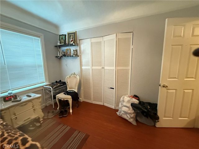 1555 McDonald Avenue, Wilmington, CA 90744