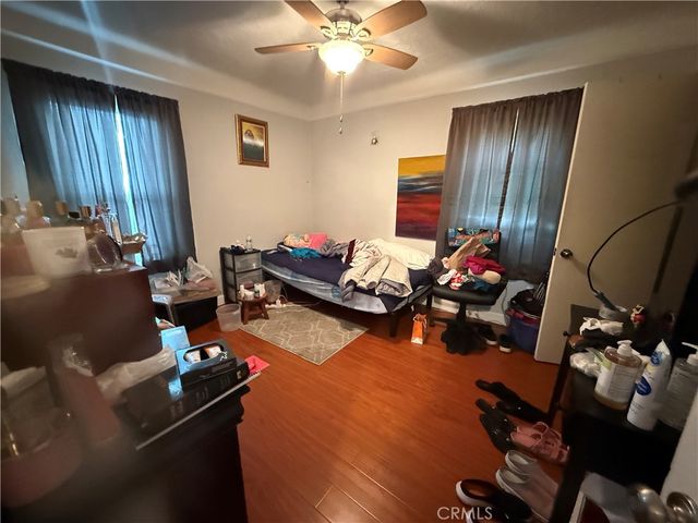 1555 McDonald Avenue, Wilmington, CA 90744