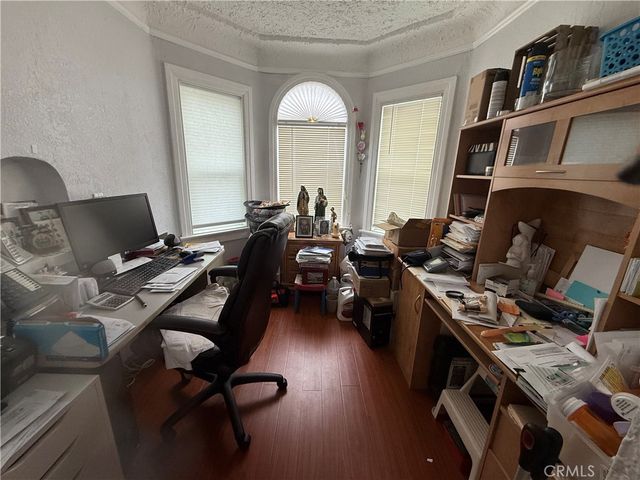 1555 McDonald Avenue, Wilmington, CA 90744