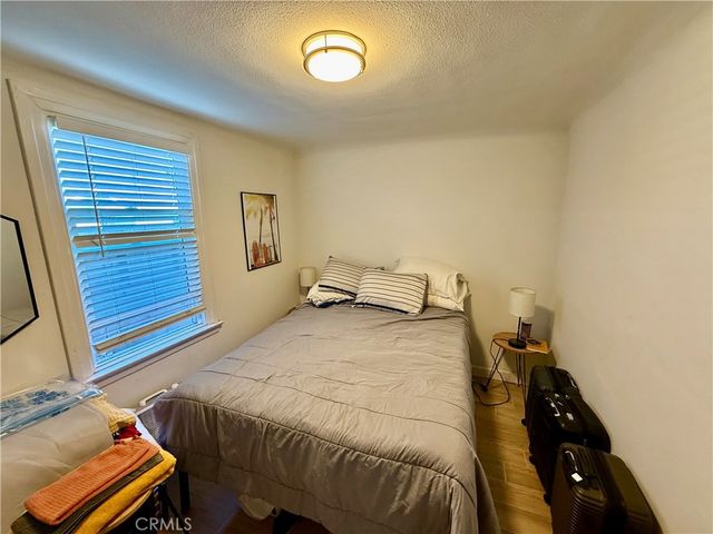 1555 McDonald Avenue, Wilmington, CA 90744