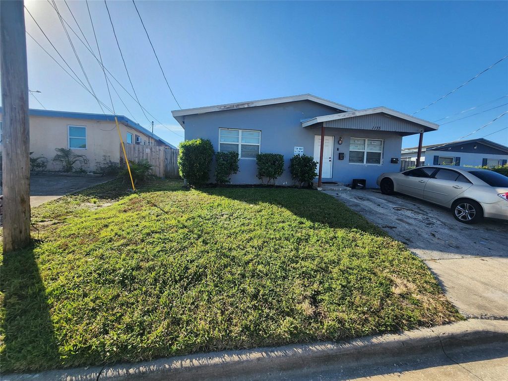 1133 W 28th St, West Palm Beach, FL 33404