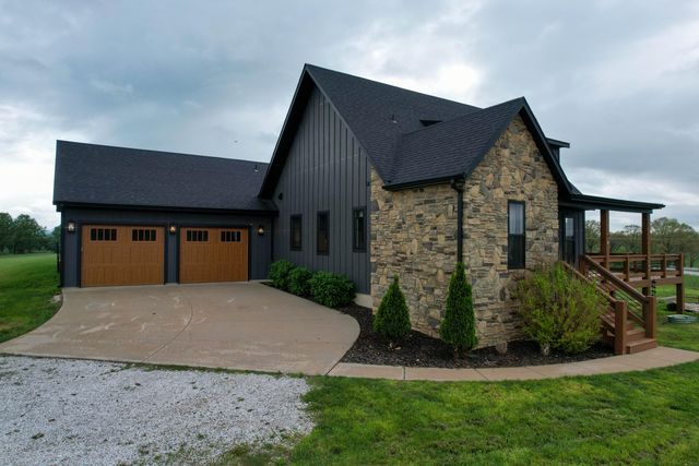 1840 Tennessee Road, Ozark, MO 65721