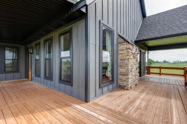 1840 Tennessee Road, Ozark, MO 65721