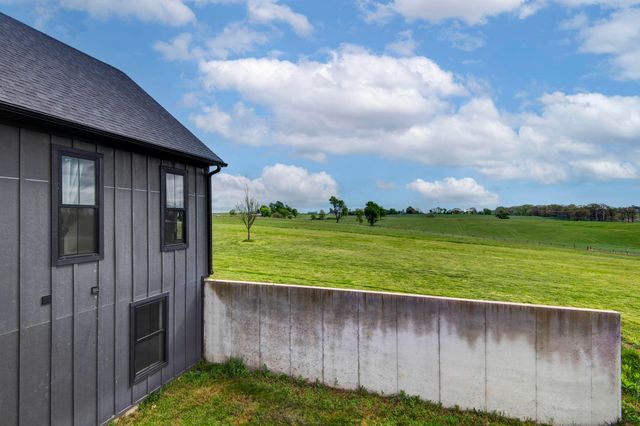 1840 Tennessee Road, Ozark, MO 65721
