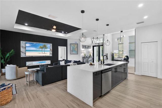 4234 NW 24th TER, Cape Coral, FL 33993