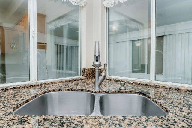 1817 Rue Chablis, San Jacinto, CA 92583