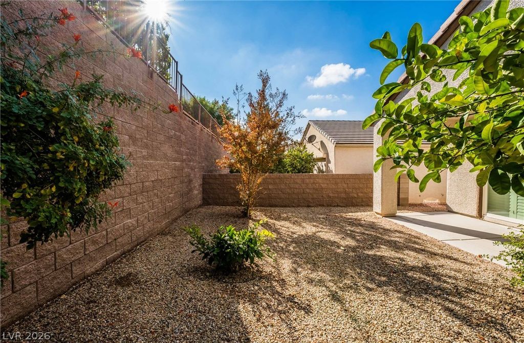 2563 Evening Twilight Avenue, Henderson, NV 89044