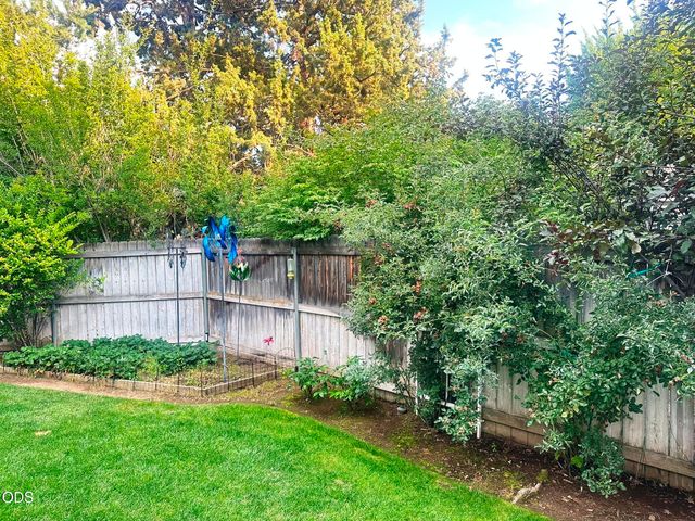 20705 Wishing Well Court, Bend, OR 97701