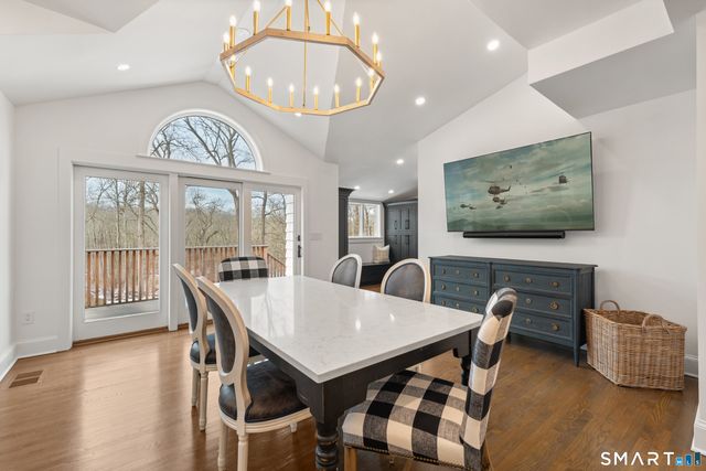 530 Round Hill Road, Greenwich, CT 06831