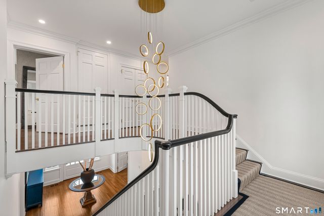 530 Round Hill Road, Greenwich, CT 06831