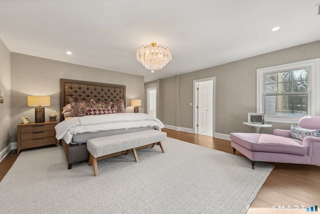 530 Round Hill Road, Greenwich, CT 06831