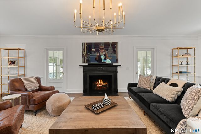 530 Round Hill Road, Greenwich, CT 06831