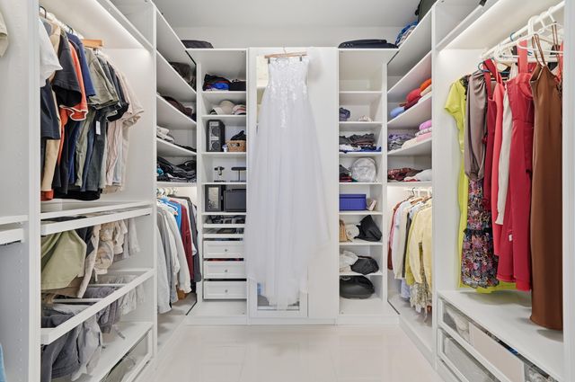 1241 NE 18th Avenue, Fort Lauderdale, FL 33304