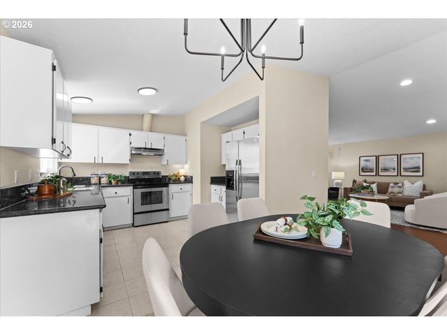 3918 Se 52ND Ave, Portland, OR 97206