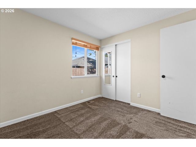 3918 Se 52ND Ave, Portland, OR 97206