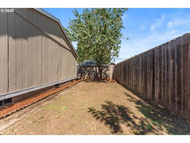 3918 Se 52ND Ave, Portland, OR 97206