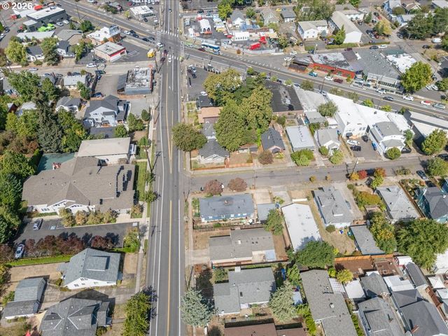 3918 Se 52ND Ave, Portland, OR 97206