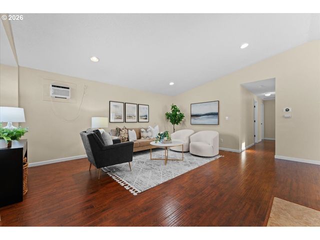 3918 Se 52ND Ave, Portland, OR 97206