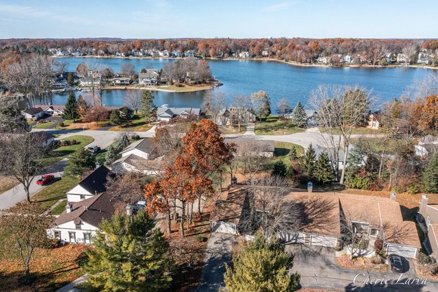 6615 Bella Vista Drive Ne, Cannon Twp, MI 49341