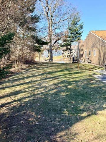 6615 Bella Vista Drive Ne, Cannon Twp, MI 49341