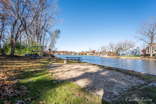 6615 Bella Vista Drive Ne, Cannon Twp, MI 49341