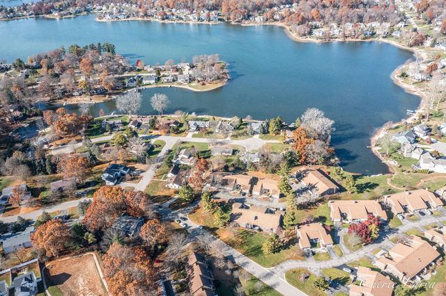 6615 Bella Vista Drive Ne, Cannon Twp, MI 49341