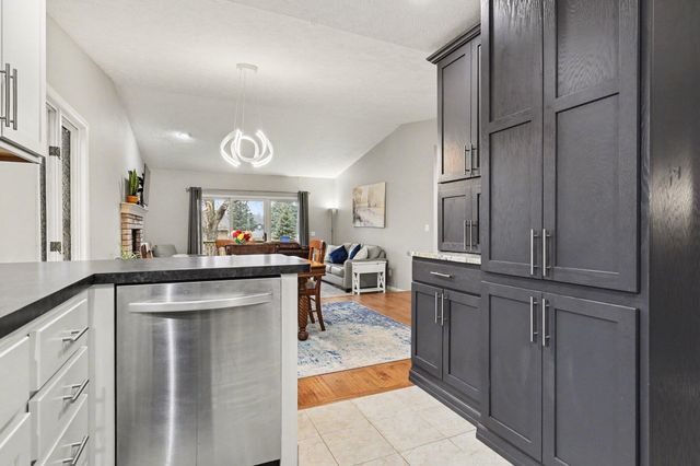 6615 Bella Vista Drive Ne, Cannon Twp, MI 49341