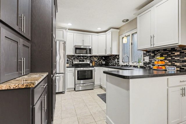 6615 Bella Vista Drive Ne, Cannon Twp, MI 49341