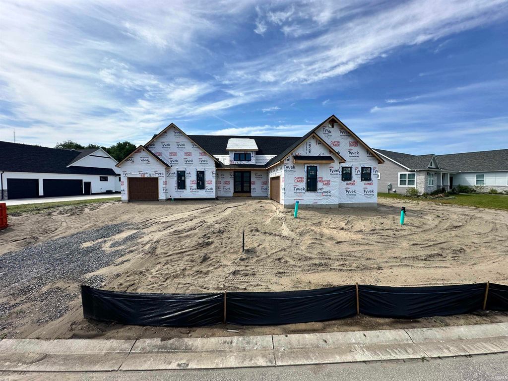 18576 Fontana Drive, South Bend, IN 46637