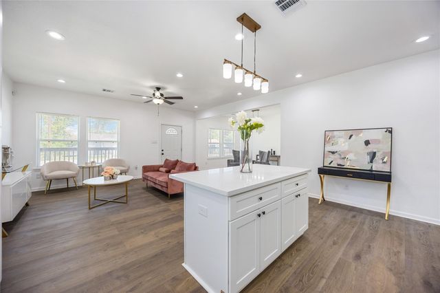 7950 Miley Street, Houston, TX 77028
