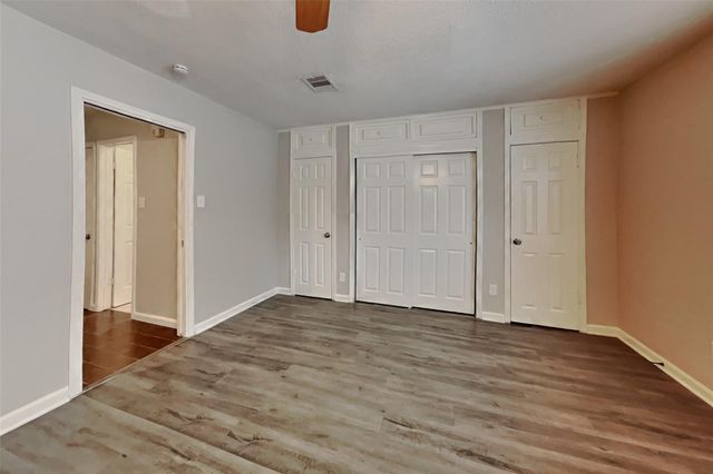 14318 Ella Lee Lane, Houston, TX 77077