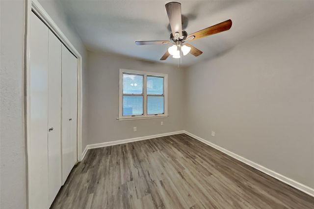 14318 Ella Lee Lane, Houston, TX 77077