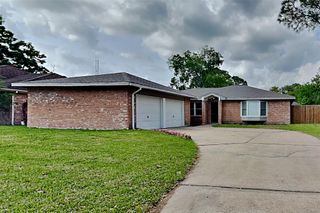 14318 Ella Lee Lane, Houston, TX 77077