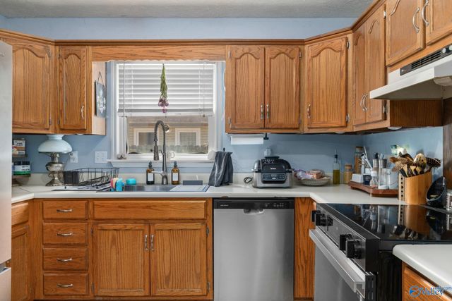 141 Lewis Lane, Madison, AL 35758