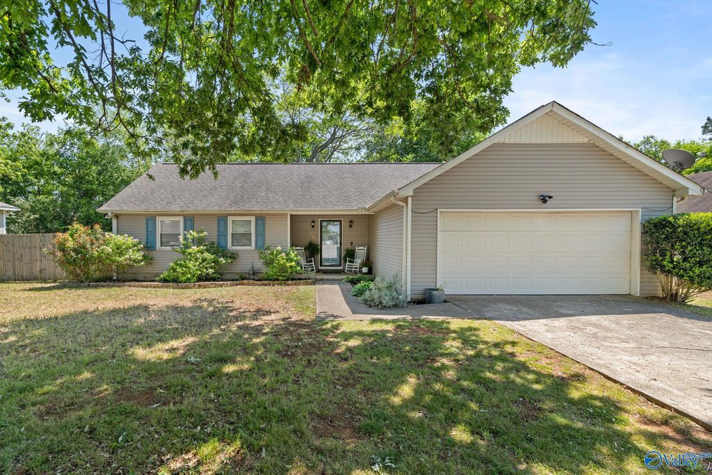 141 Lewis Lane, Madison, AL 35758