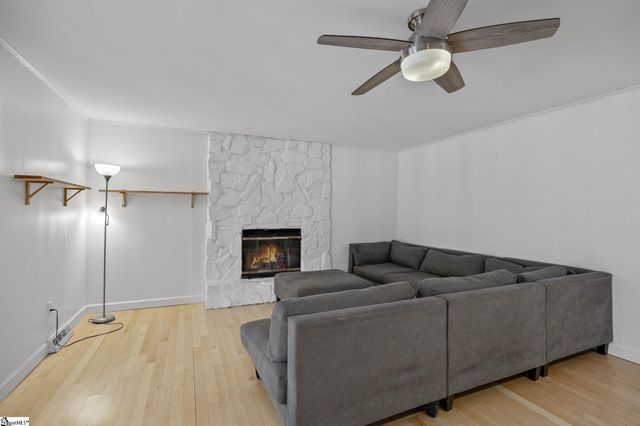 703 Hedgewood Terrace, Greer, SC 29650