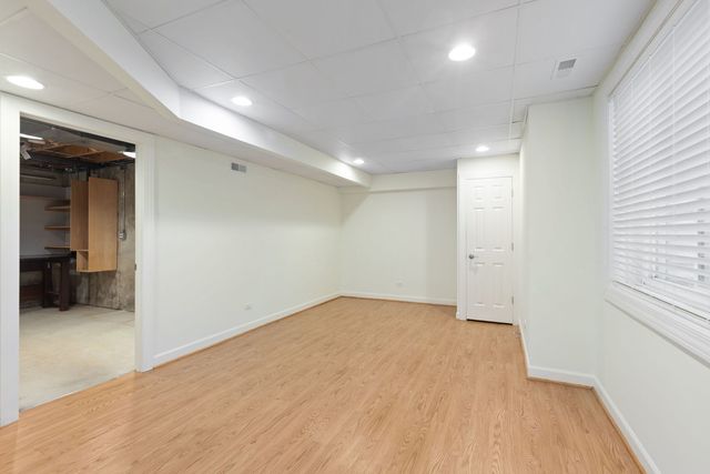 5333 Fairview Avenue, Downers Grove, IL 60515