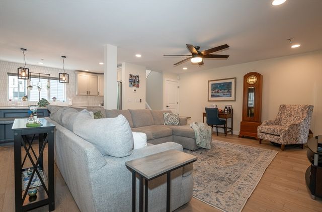 108 Bridge St. 1, Beverly, MA 01915