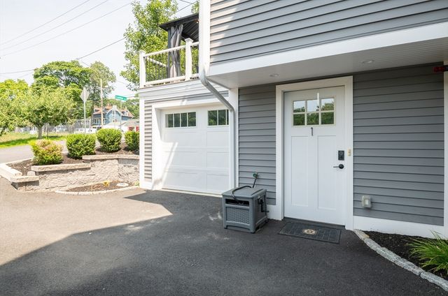 108 Bridge St. 1, Beverly, MA 01915