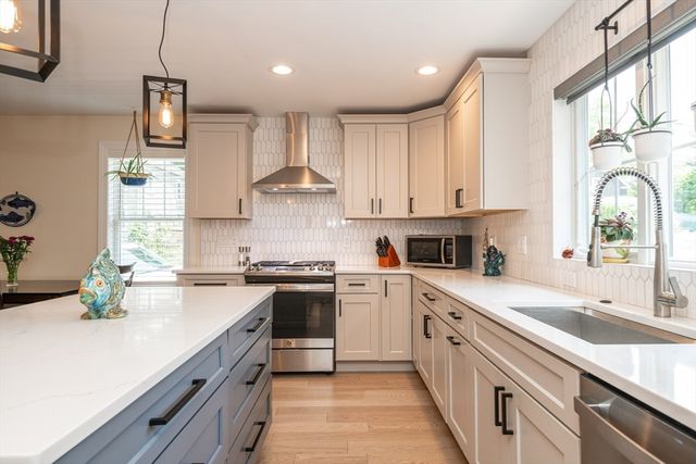 108 Bridge St. 1, Beverly, MA 01915