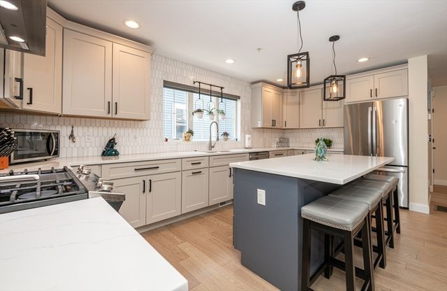 108 Bridge St. 1, Beverly, MA 01915