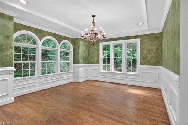 112 Smith Branch Court, Kernersville, NC 27284