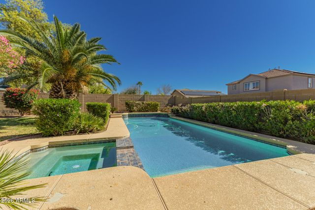 11629 N 151ST Drive, Surprise, AZ 85379