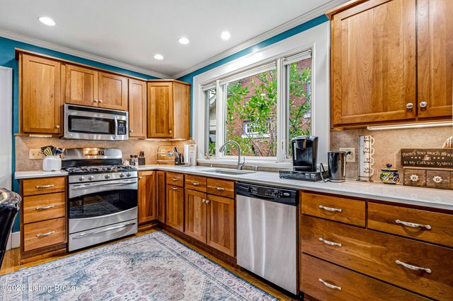 2036 Boulevard Napoleon, Louisville, KY 40205