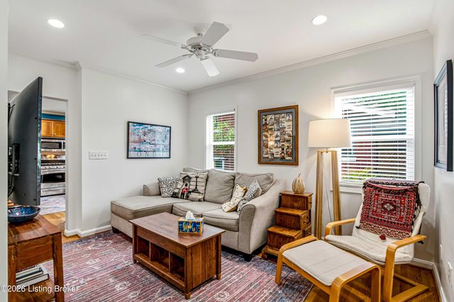 2036 Boulevard Napoleon, Louisville, KY 40205